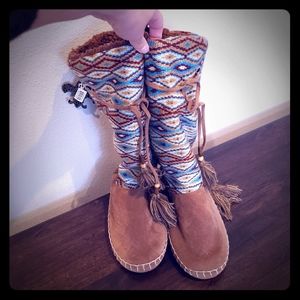 NWT Blazin Roxx turquoise southwest slippers